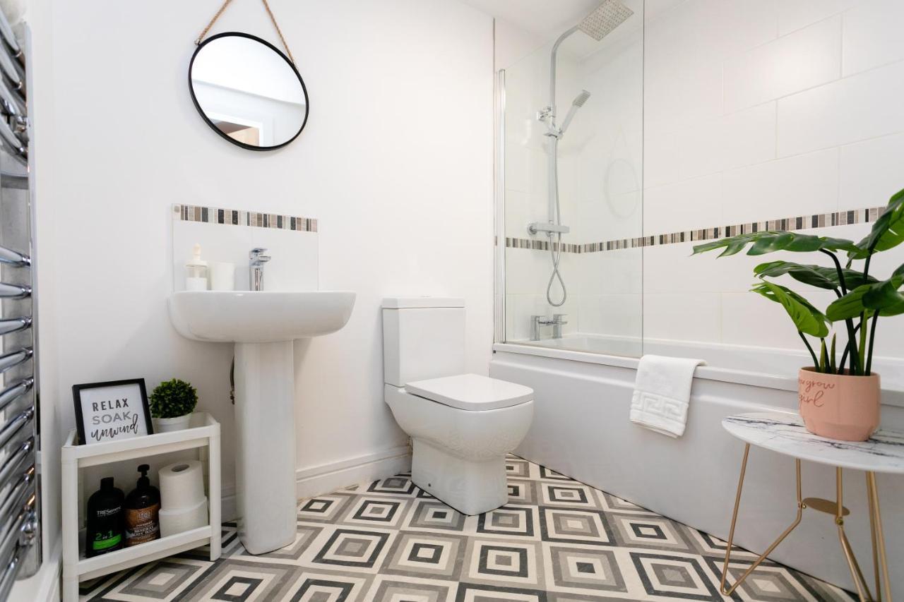 Fab 2Bedroom Apartment- Free Parking, 5Mins From City Centre, Portland Rd Ne2 1Dj Newcastle upon Tyne Dış mekan fotoğraf